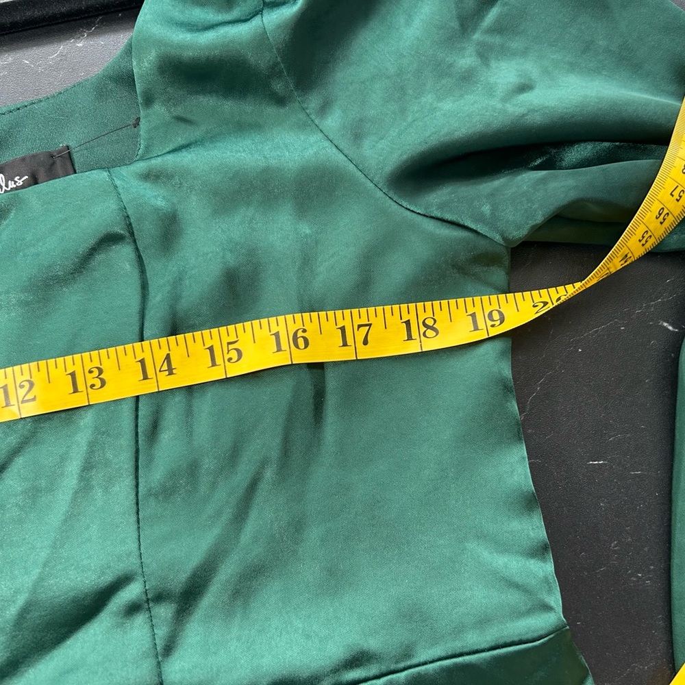 Lulu's Green Mini Dress - Picture 9 of 10